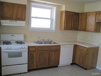 6403 Weber Road St. Louis, MO 63123 - Photo 5 of 42 Gallery Image 5