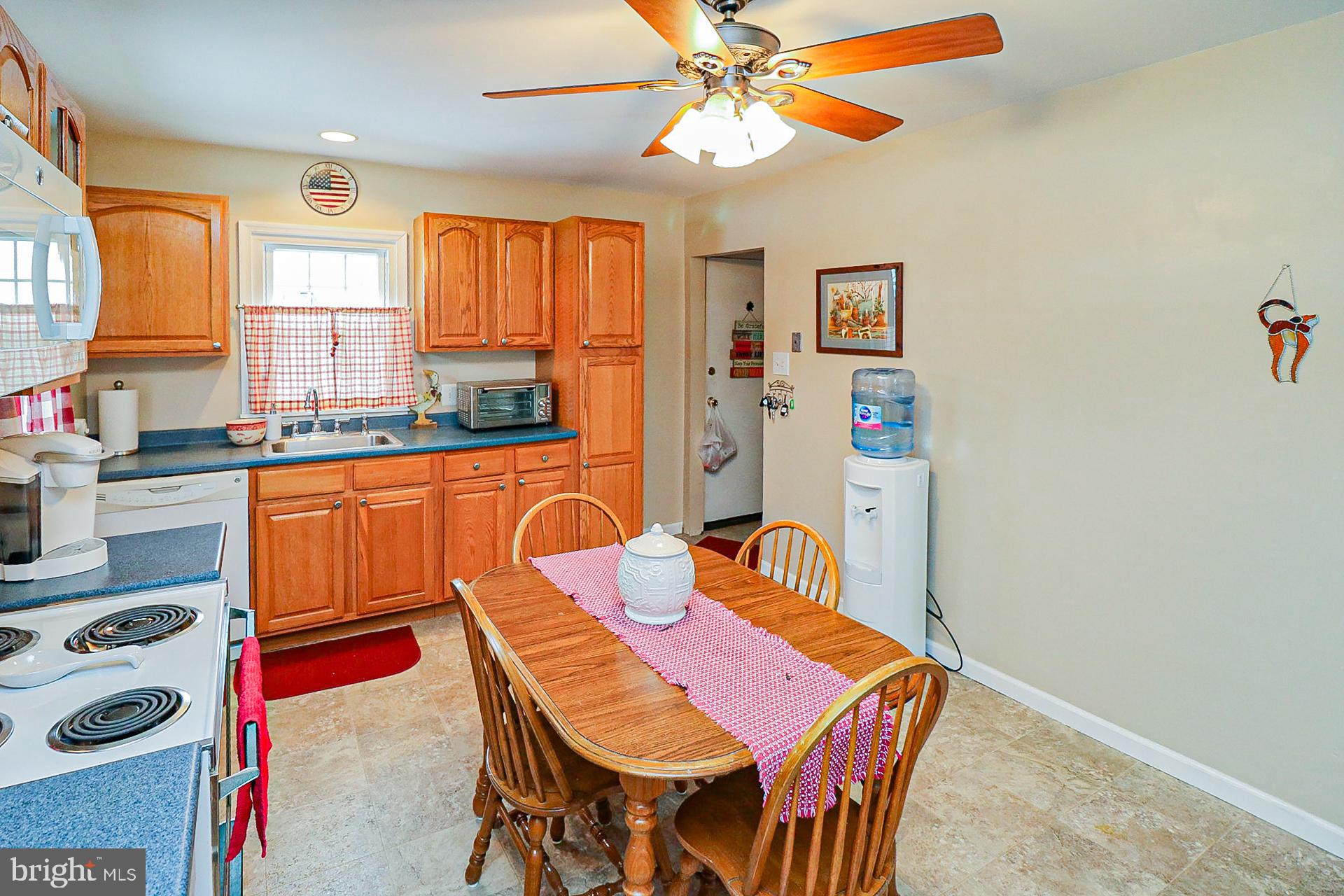 9 Ridgley Street Mount Holly, NJ 08060 - Photo 10 of 29 Gallery Image 10
