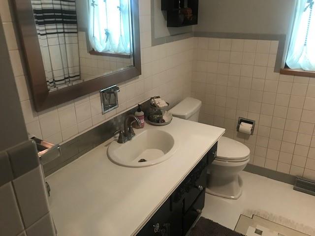 1920 Southwoods Road Anderson, IN 46012 - Photo 14 of 20