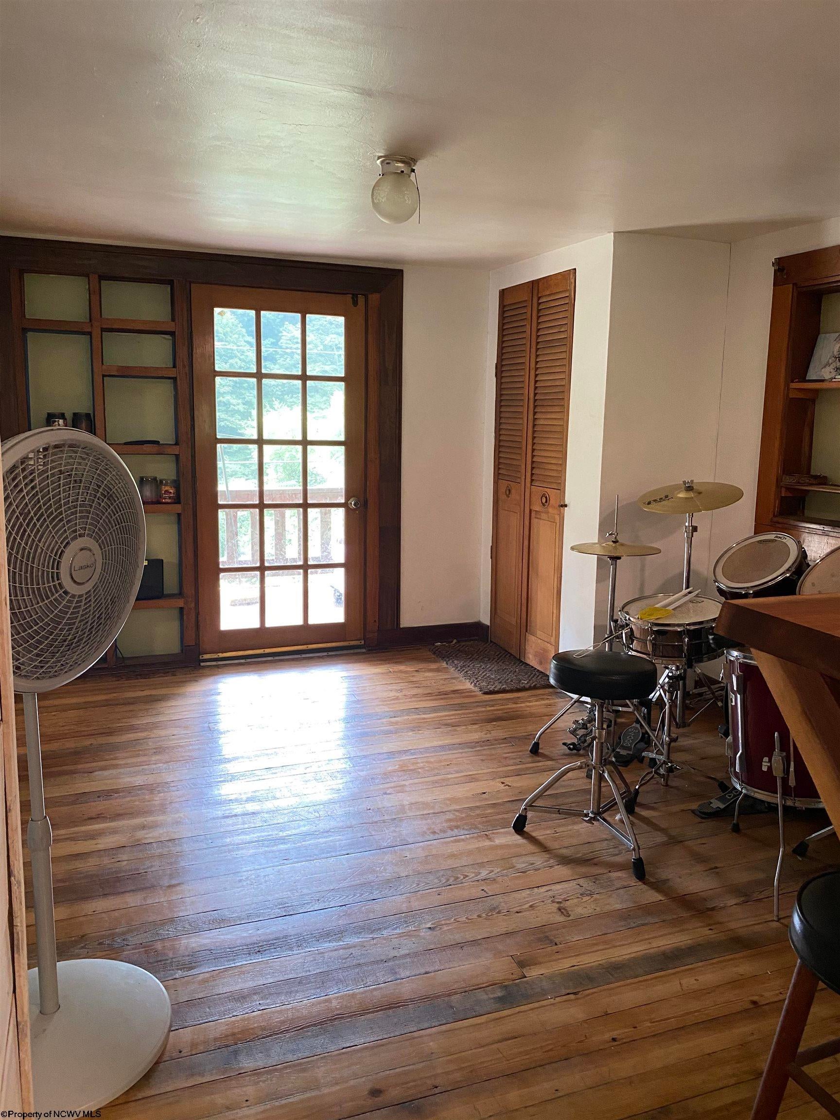 2791 Cunningham Run Road Shinnston, WV 26431 - Photo 11 of 30 Gallery Image 11