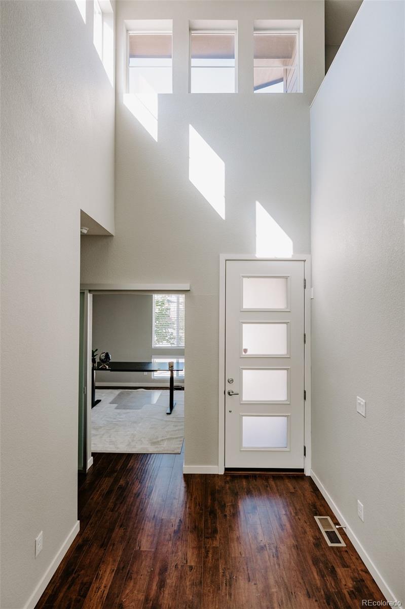 10939 Touchstone Loop Parker, CO 80134 - Photo 4 of 40