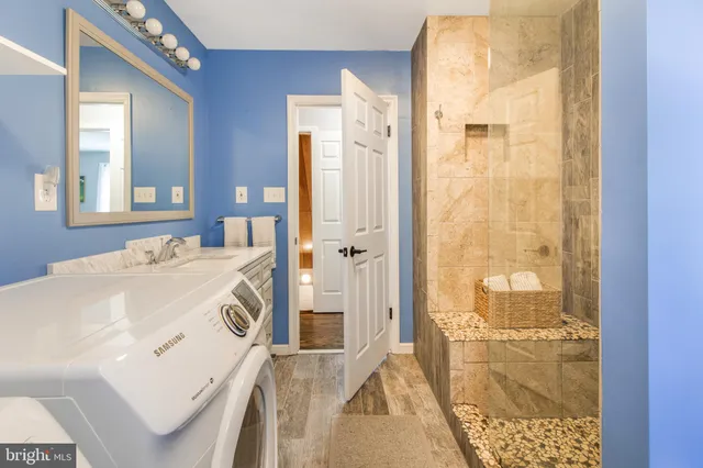 $575,000 | 109 Sussex Street, Fredericksburg, VA 22405