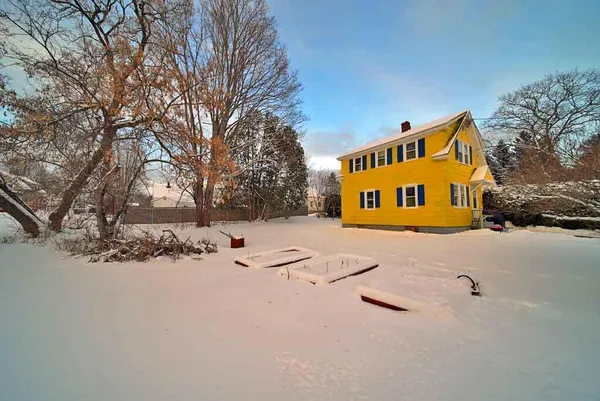 $109,500 | 64 Pearce Avenue, Houlton, ME 04730