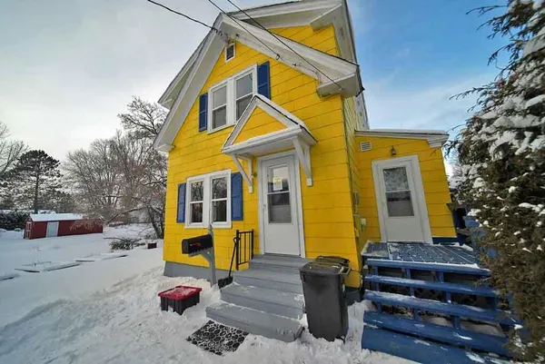 $109,500 | 64 Pearce Avenue, Houlton, ME 04730