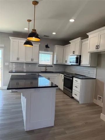 $2,500 | 142 County Road, Unit 2630, Decatur, TX 76234