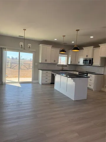 $2,500 | 142 County Road, Unit 2630, Decatur, TX 76234