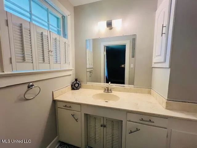 $319,000 | 206 Lewis Street, Florence, MS 39073