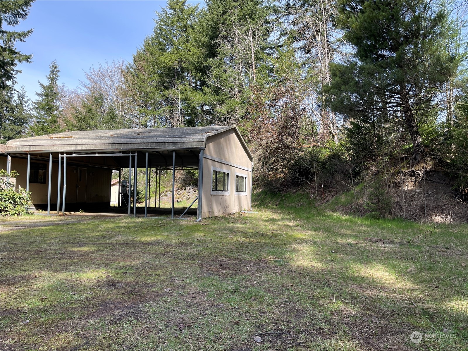 1630 East Rasor Road Belfair, WA 98528 - Photo 14 of 40 Gallery Image 14