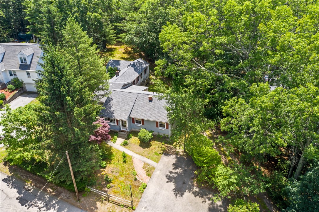 29 Whipple Road Smithfield, RI 02917 - Photo 23 of 25
