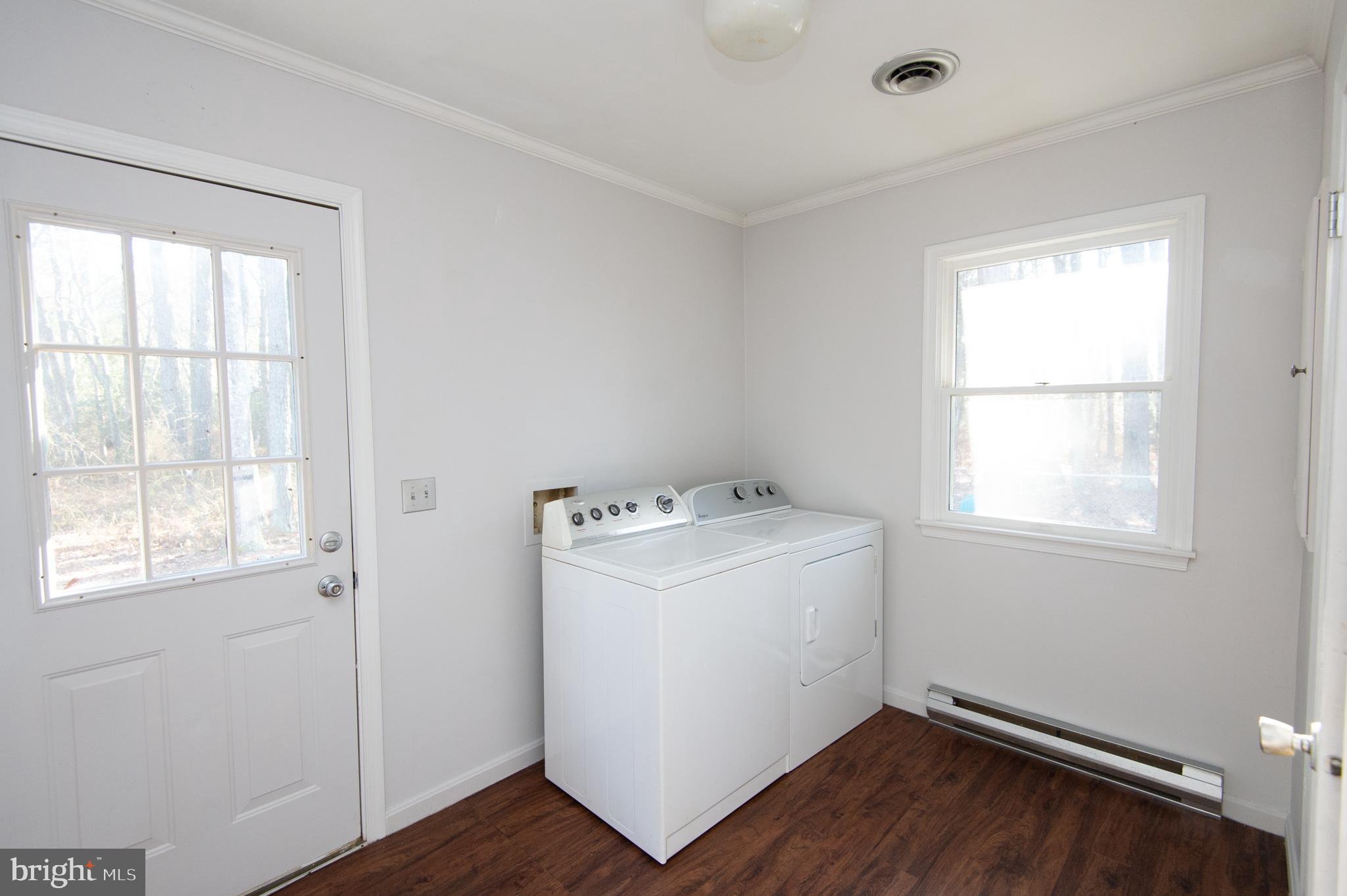 5600 Sandy Hill Road Quantico, MD 21856 - Photo 17 of 27 laundry room
