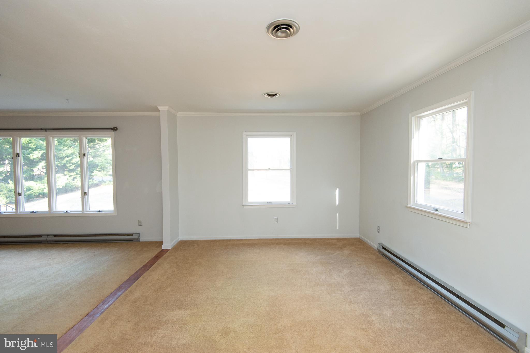 5600 Sandy Hill Road Quantico, MD 21856 - Photo 9 of 27 family room