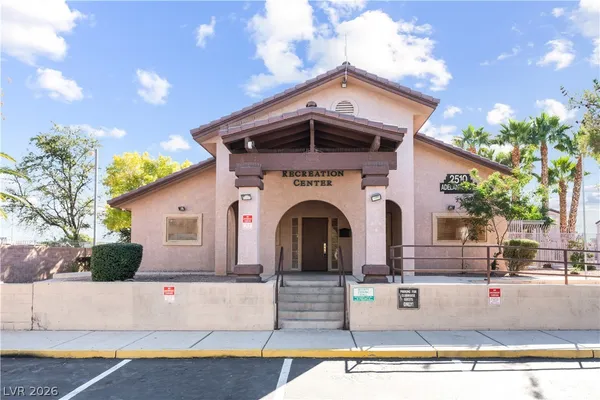 $1,900 | 2501 Sierra Bello Avenue, Unit 104, Las Vegas, NV 89106