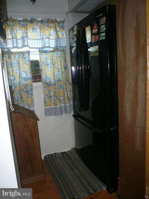 39 Northship Road Baltimore, MD 21222 - Photo 8 of 25 Kitchen