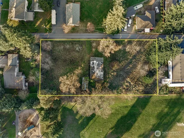 $725,000 | 18330 4th Avenue South, Burien, WA 98148