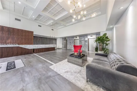 $500,000 | 10 Aragon Avenue, Unit 1412, Coral Gables, FL 33134