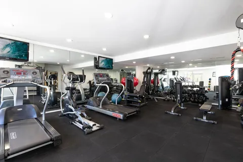 $500,000 | 10 Aragon Avenue, Unit 1412, Coral Gables, FL 33134