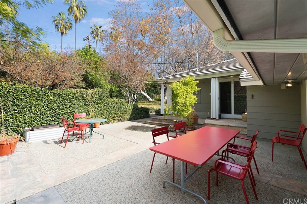 1550 Braeburn Road Altadena, CA 91001 - Photo 11 of 40