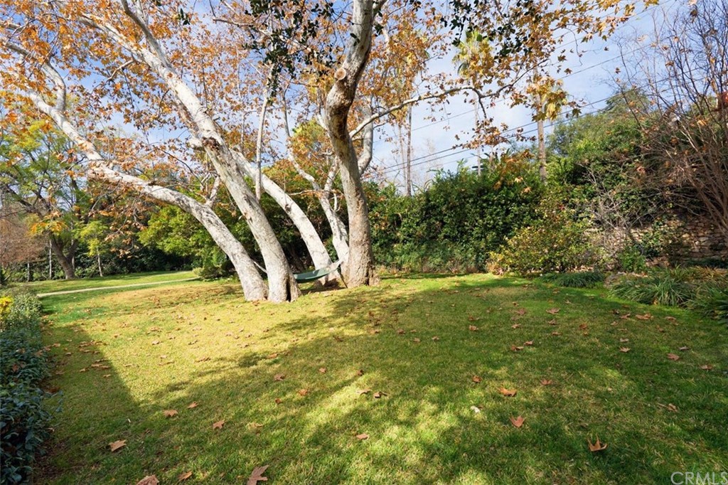 1550 Braeburn Road Altadena, CA 91001 - Photo 8 of 40