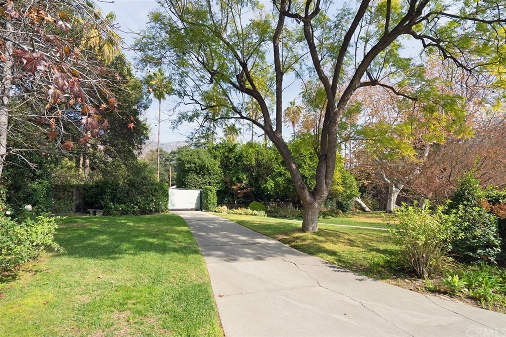 1550 Braeburn Road Altadena, CA 91001 - Photo 9 of 40