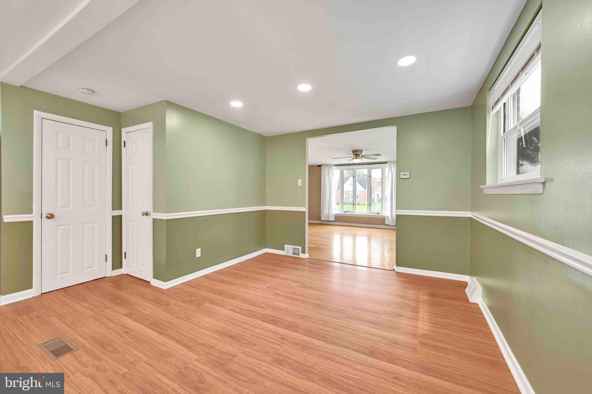 746 Millwood Road Philadelphia, PA 19115 - Photo 9 of 35