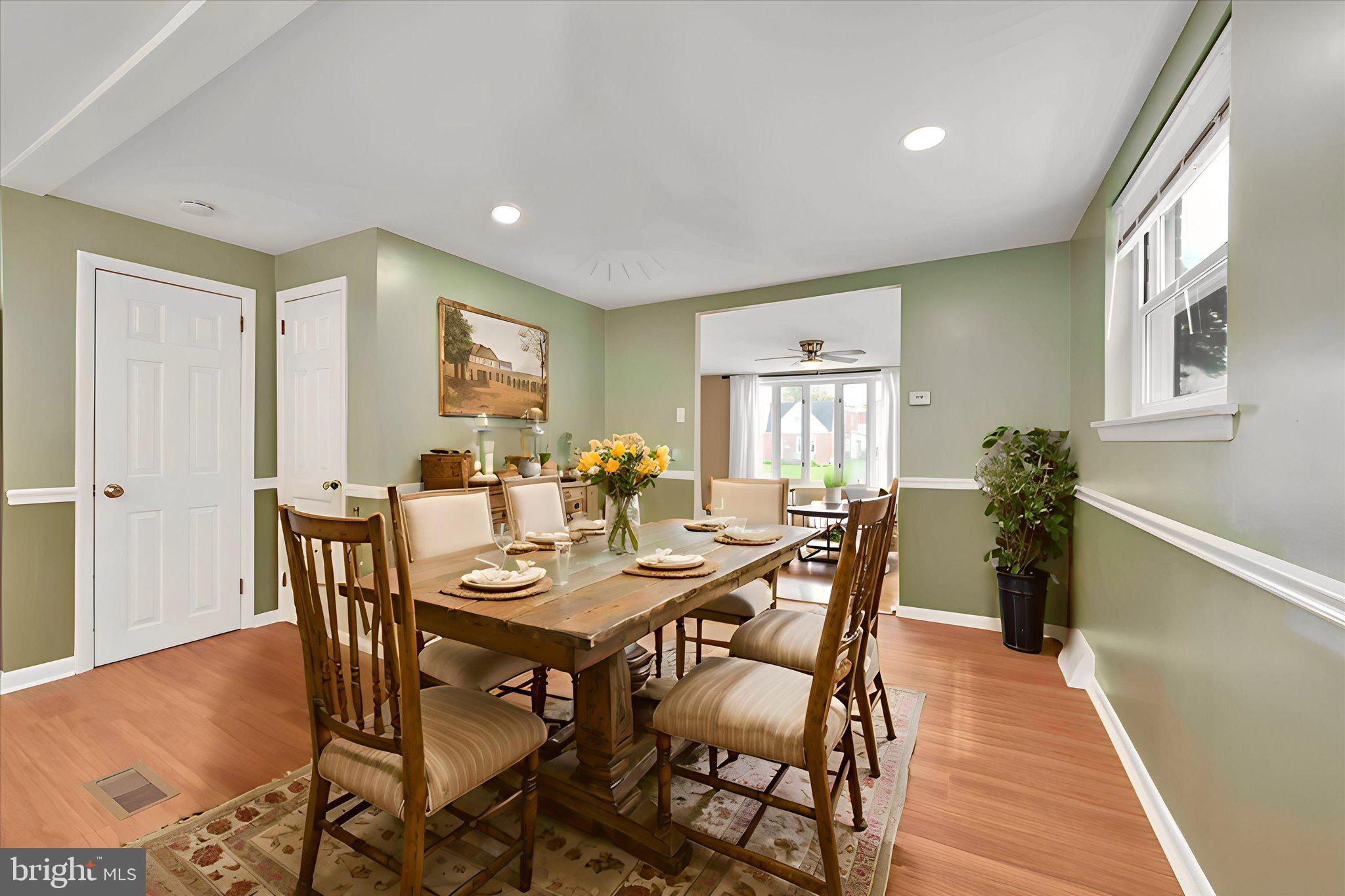 746 Millwood Road Philadelphia, PA 19115 - Photo 10 of 35