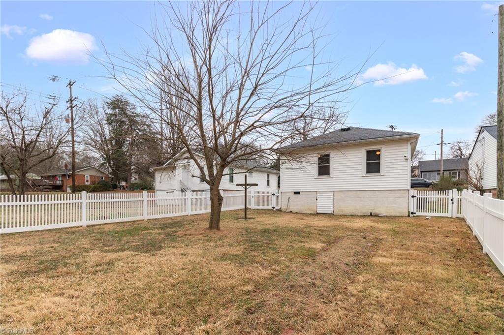 1602 Larkin Street High Point, NC 27262 - Photo 21 of 31