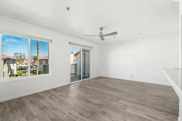 $1,895 | 43376 Cook Street, Unit 194, Palm Desert, CA 92211