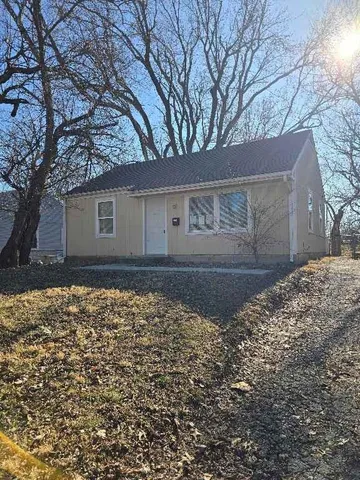 $129,900 | 5213 Locust Avenue, Kansas City, KS 66106