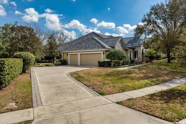 $629,000 | 25516 Hawks Run Lane, Sorrento, FL 32776