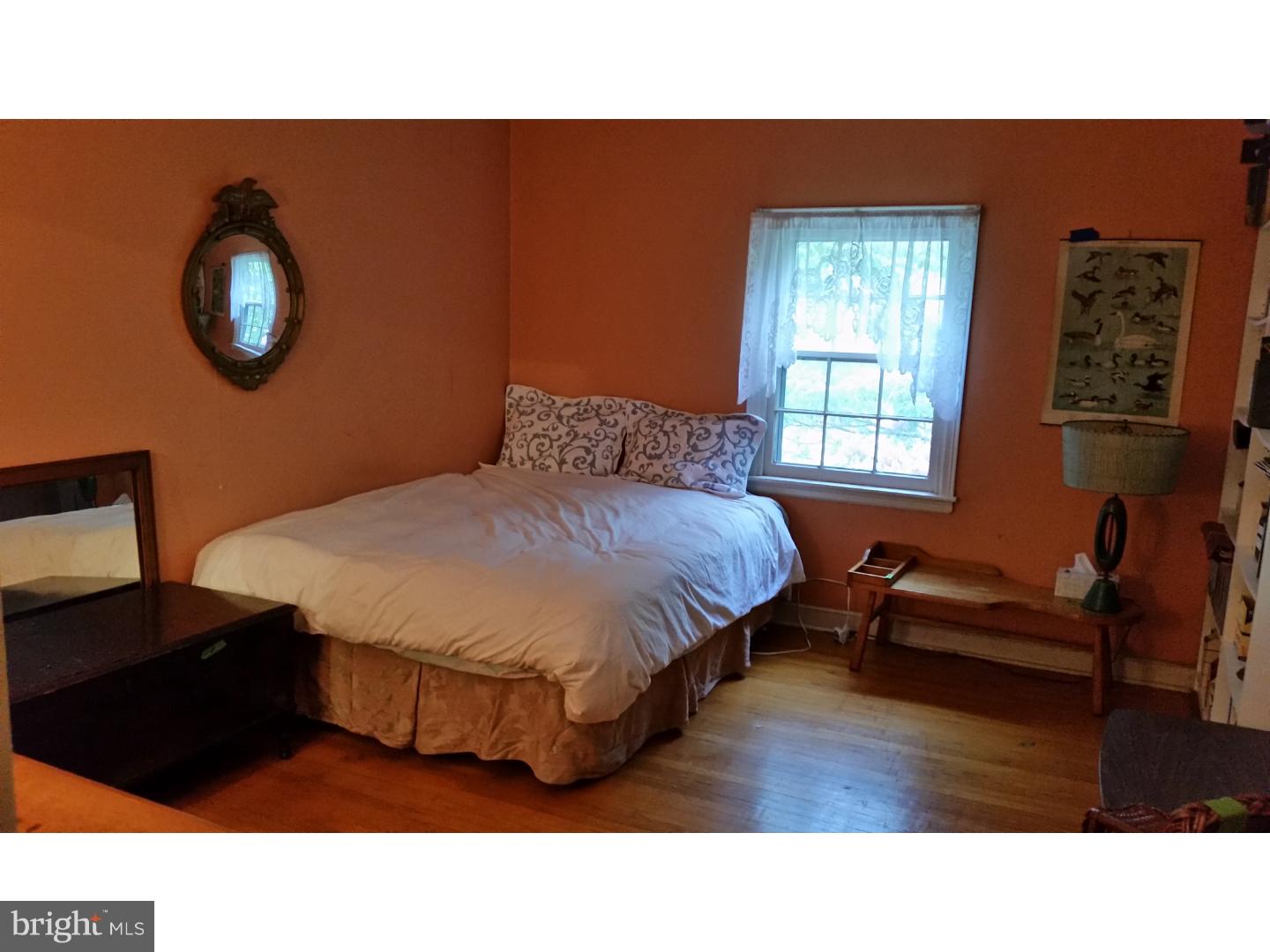 405 Valley View Road Willow Grove, PA 19006 - Photo 14 of 21 Gallery Image 14