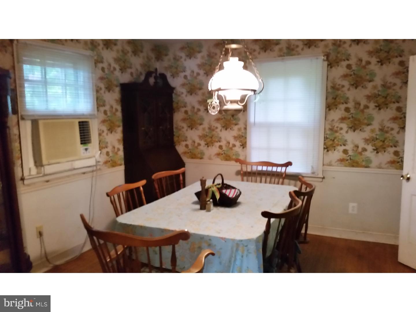 405 Valley View Road Willow Grove, PA 19006 - Photo 6 of 21 Gallery Image 6
