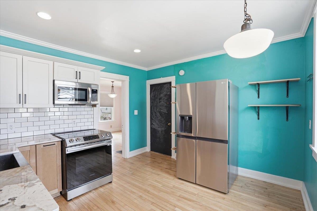 2814 Union Street Madison, WI 53704 - Photo 14 of 47