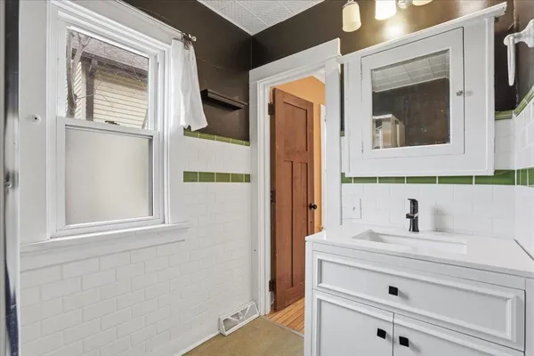 $425,000 | 2814 Union Street, Madison, WI 53704