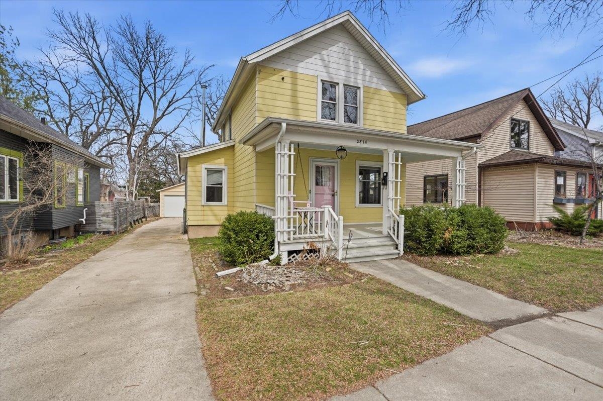 2814 Union Street Madison, WI 53704 - Photo 2 of 47