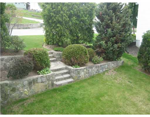 150 Curry Road Cranston, RI 02920 - Photo 10 of 12 Yard/Garden.