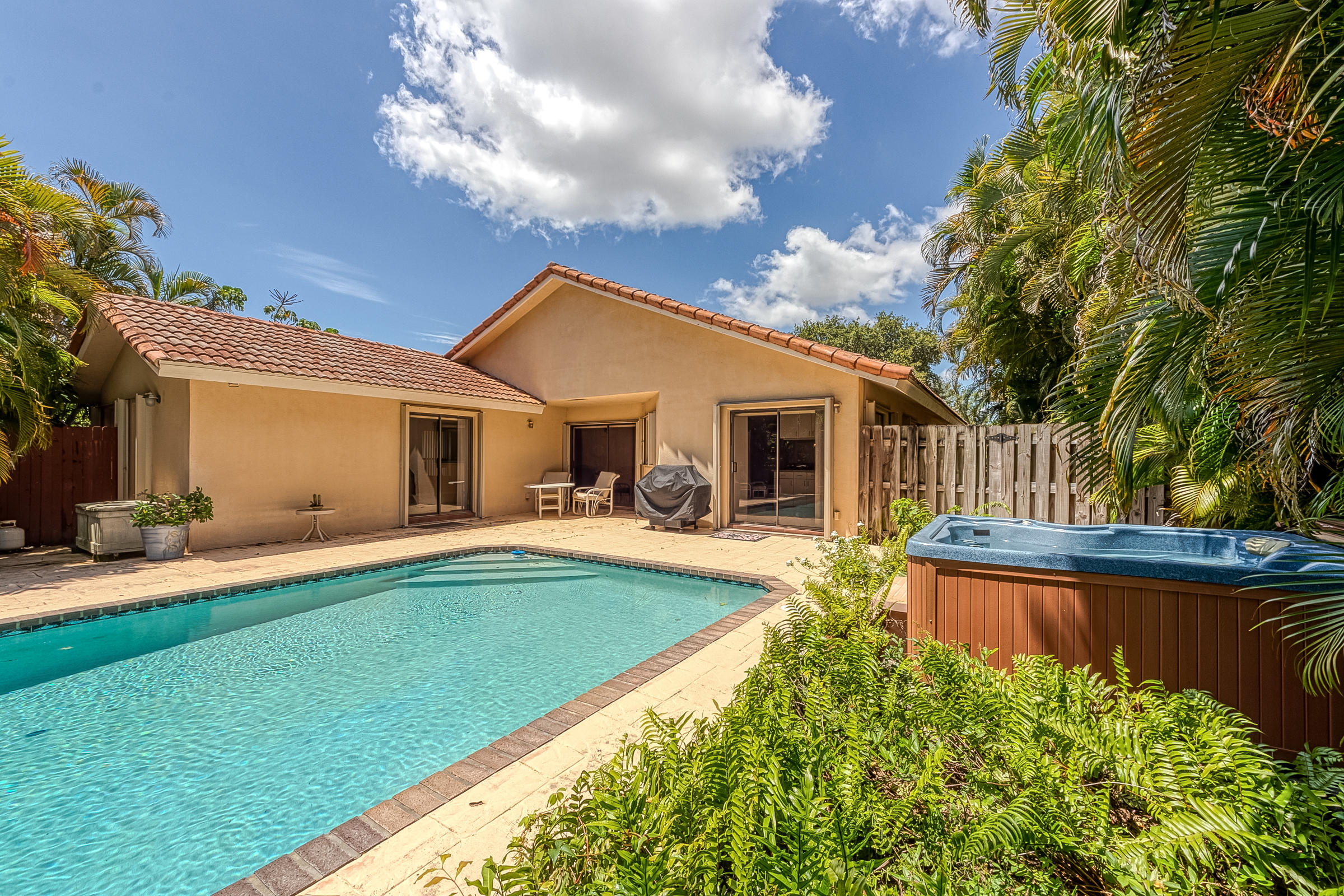 6199 Sweet Maple Lane Boca Raton, FL 33433 - Photo 40 of 52 Pool