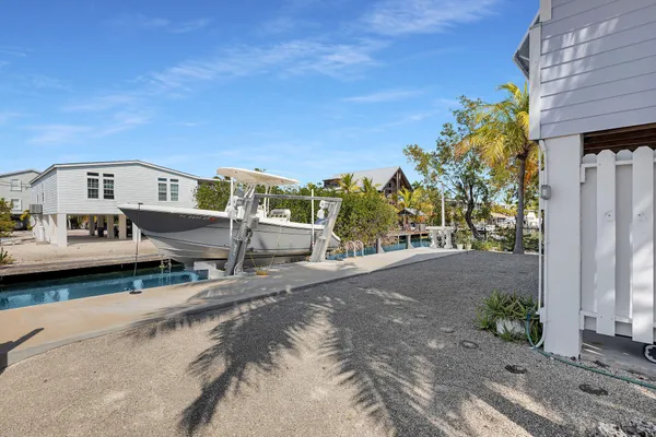 $849,000 | 27369 St Vincent Lane, Summerland Key, FL 33042