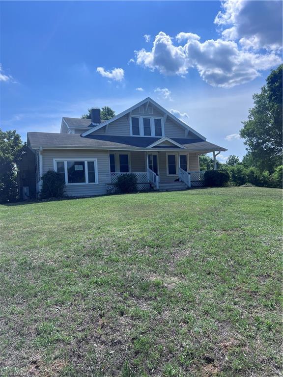 4470 Burton Road Thomasville, NC 27360 - Photo 1 of 36