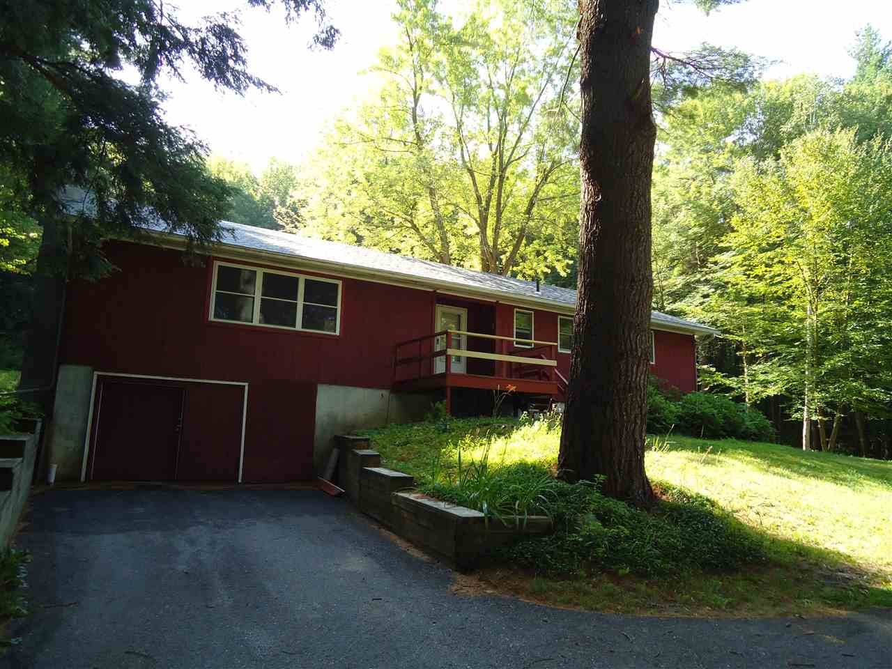 1484 Jericho Road Richmond, VT 05477 - Photo 7 of 38