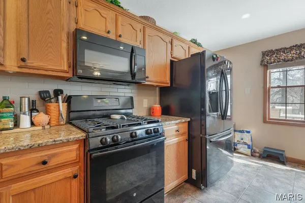 $3,100 | 2725 Timberline Drive, Belleville, IL 62226