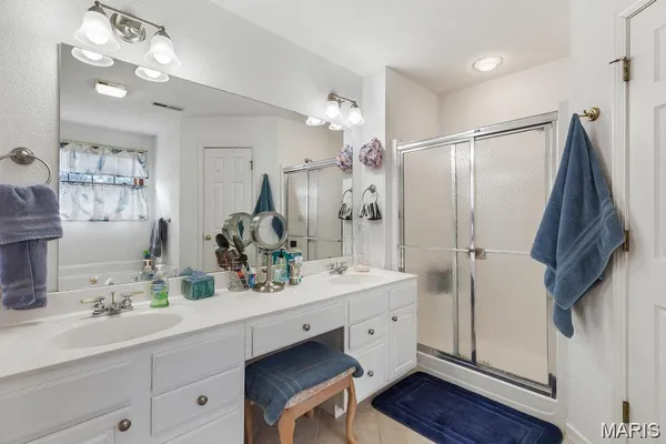 $3,100 | 2725 Timberline Drive, Belleville, IL 62226