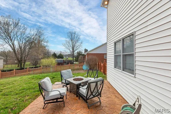 $3,100 | 2725 Timberline Drive, Belleville, IL 62226