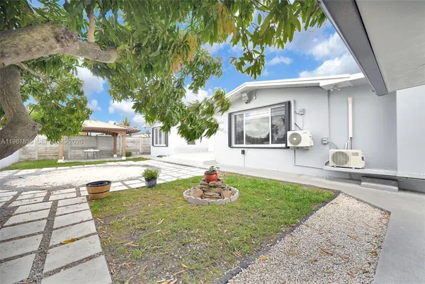 $949,999 | 756 West 53rd Street, Hialeah, FL 33012