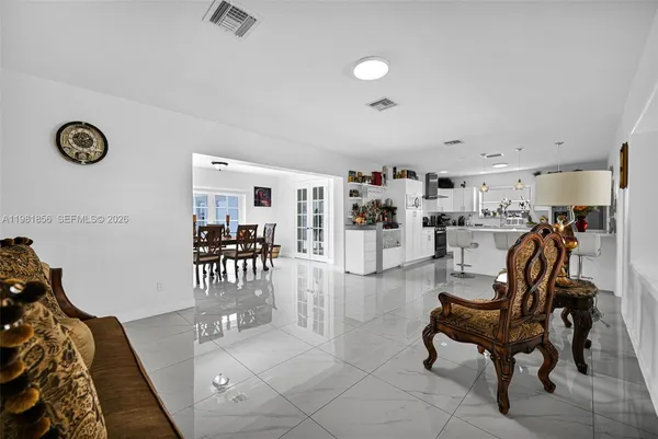 $929,999 | 756 West 53rd Street, Hialeah, FL 33012
