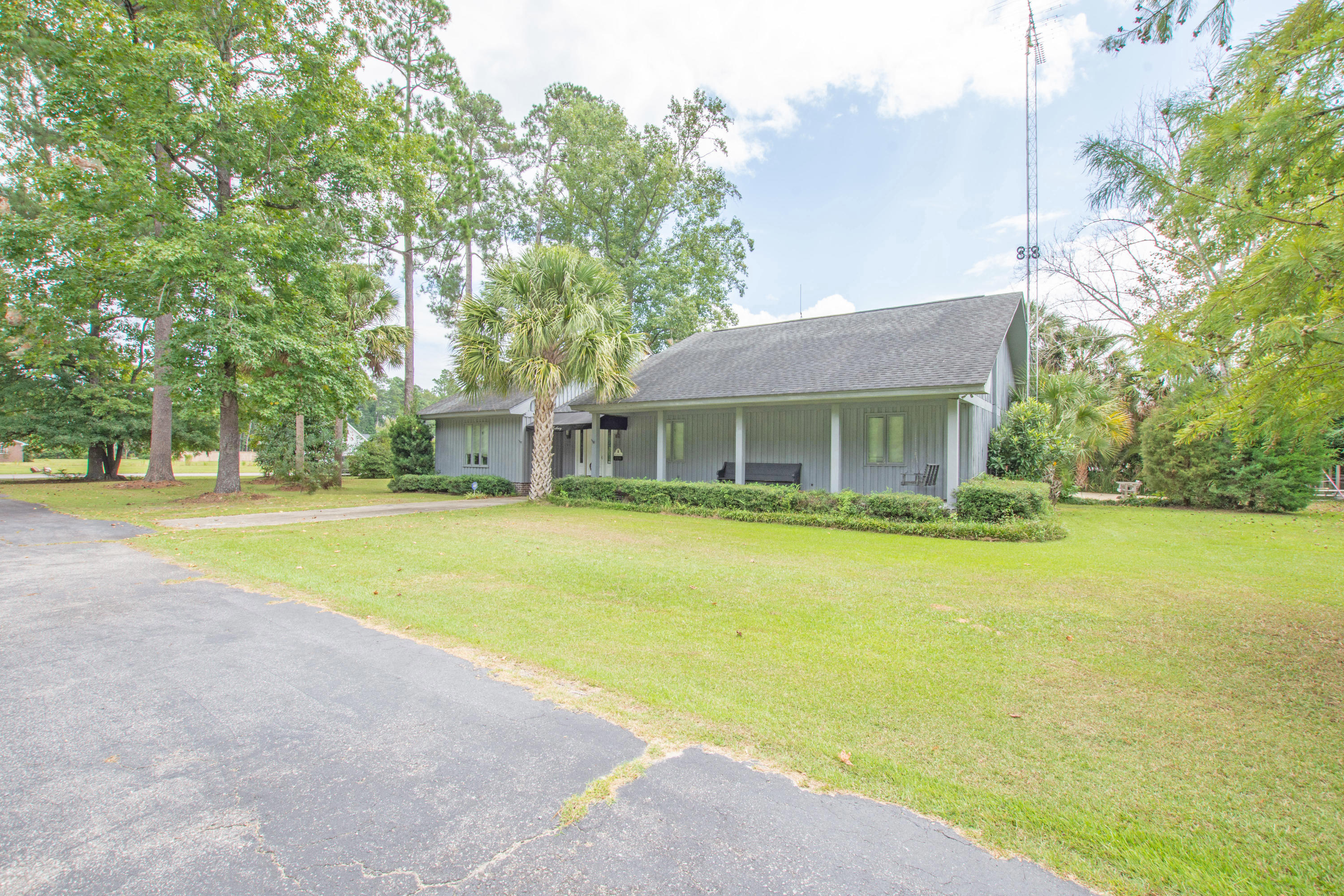 204 Berry Street St. George, SC 29477 - Photo 6 of 48 204 Berry 1-41