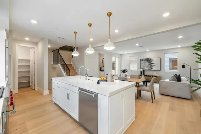 $8,000 | 3578 Garfield Street, Carlsbad, CA 92008