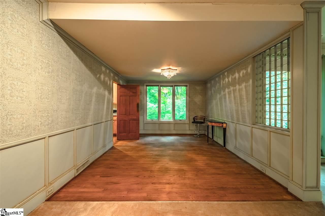 112 Spring Valley Road Greenville, SC 29615 - Photo 11 of 36 Gallery Image 11