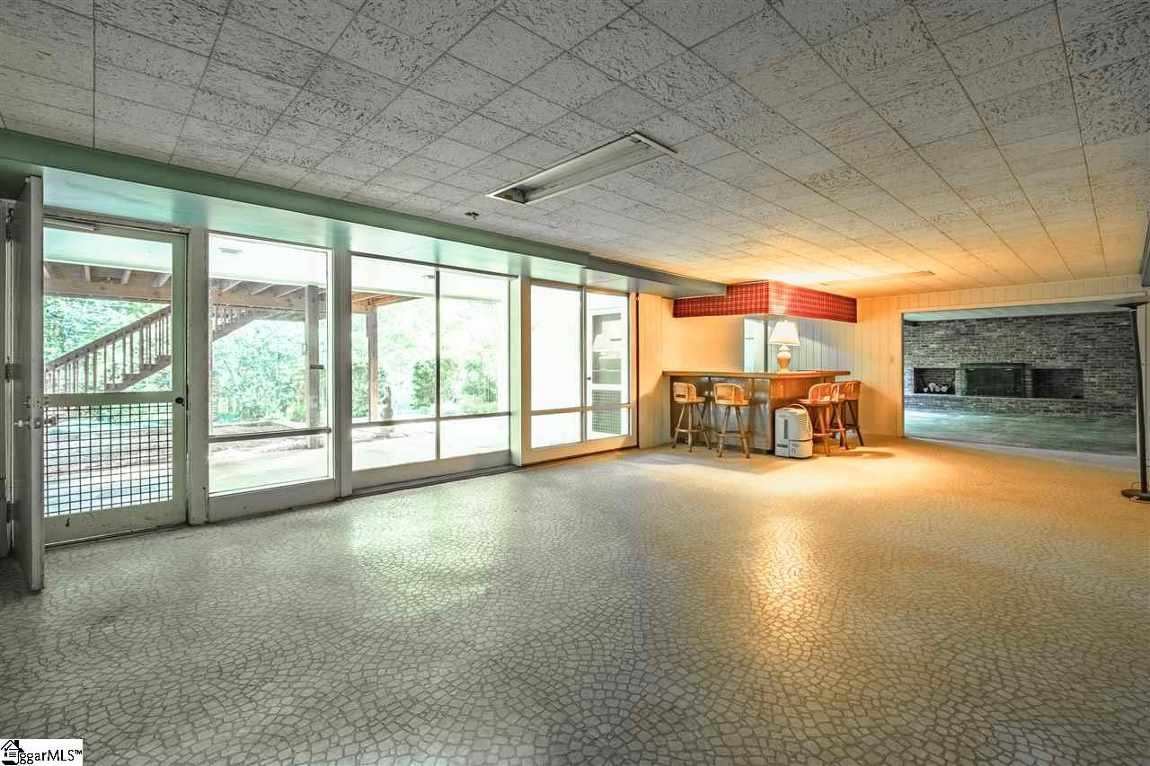 112 Spring Valley Road Greenville, SC 29615 - Photo 21 of 36 Gallery Image 21