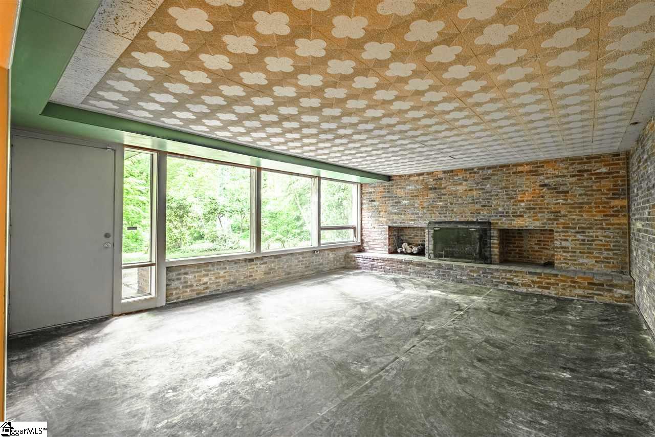 112 Spring Valley Road Greenville, SC 29615 - Photo 23 of 36 Gallery Image 23