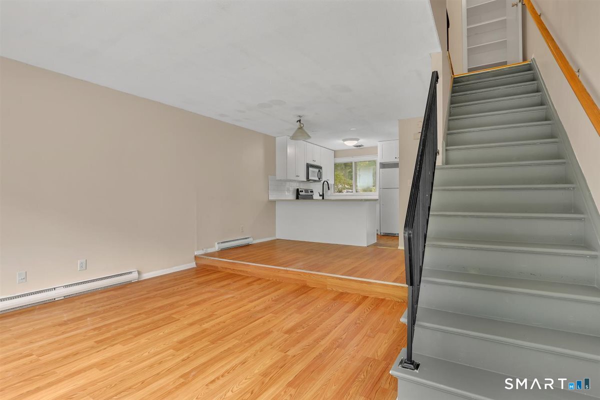201 Baxter Road, Unit C Mansfield, CT 06268 - Photo 4 of 34 Gallery Image 4